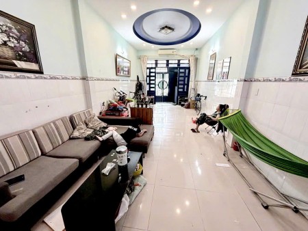 Bán nhà Lê Văn Qưới, gần ngã tư 4 Xã, 70m2, giá chỉ 4.85 tỷ, 3 tầng