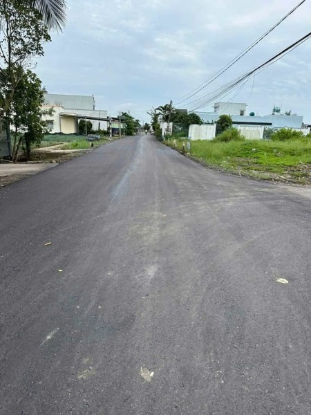 6x25m đất thổ cư Thành Phố Gò Công, mặt tiền đường Xóm Rạch nhựa 8m, đã sổ rồi, 1 tỷ thương lượng