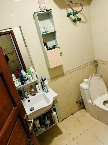 Chính chủ cần bán căn hộ 2PN Tặng Full nội thất. Giá hấp dẫn
