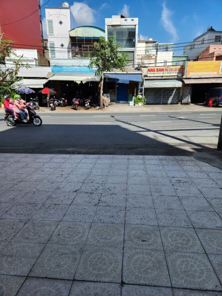 Văn phòng full nội thất mặt tiền QL13 Bình Thạnh 12 triệu