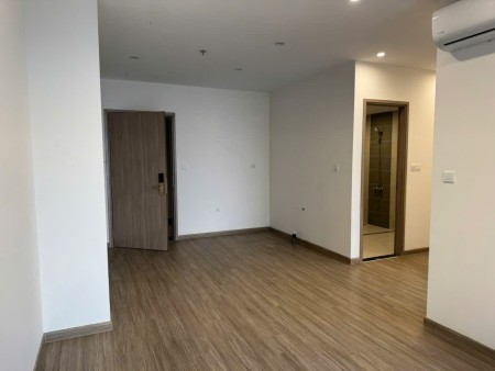 0941805635 Chính chủ cần bán căn 1PN+1 tòa SA3 tầng cao giá 2 tỷ 950