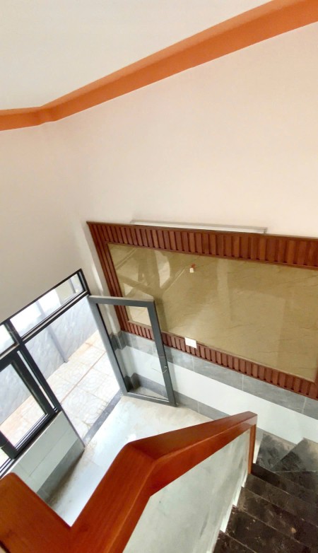 Nhà đối diện bệnh viện Q12 - 24m2 - 2PN - NTCB - 640 triệu - Chính chủ