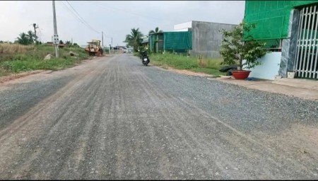 Cần bán gấp lô đất Chợ Trạm, Mỹ Lệ, Cần Đước