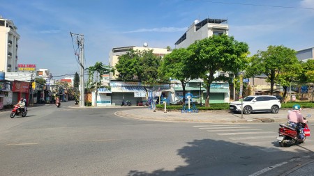 Nhà Mt Ngô Quyền Hiệp Phú (quận 9 cũ) Tp Thủ Đức 22.5tỷ/220m2.