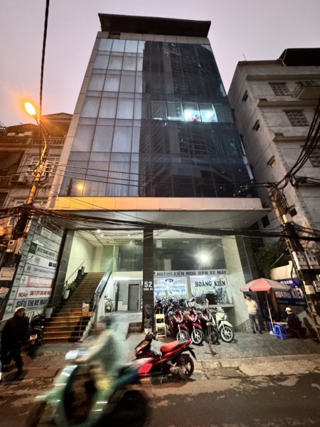 Tòa nhà văn phòng mặt phố Chùa Hà dt 272m2 10 tầng mt 12m giá 1xx tỷ lh 0945336319