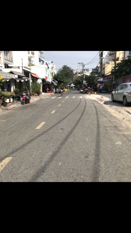 Bán nhà mặt tiền quận 6 - Khu kinh doanh tấp nập Tân Phú - 5.6 T