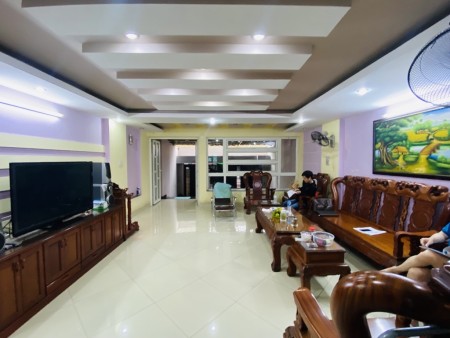 Nhà 2 mặt tiền khu ẩm thực Man Thiện, nở hậu tài lộc, mặt tiền đường 20m, khu VIP Q9