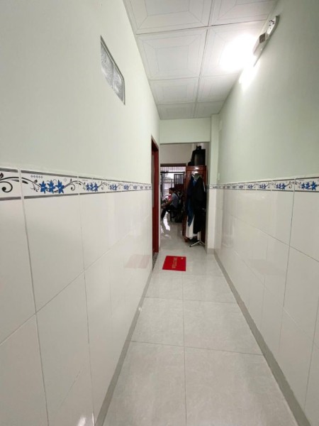 Hẻm xe hơi, khu phân lô, đường 102, sổ nở hậu, 2 tầng, 82.5m², hoàn công đầy đủ