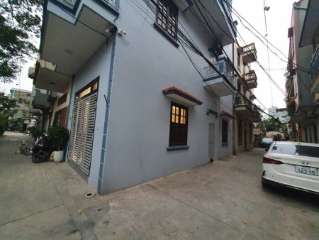 Bán nhà Ngọc Thuy, Long Biên, diện tích 47/50m², xây 5 tầng + 1 tum