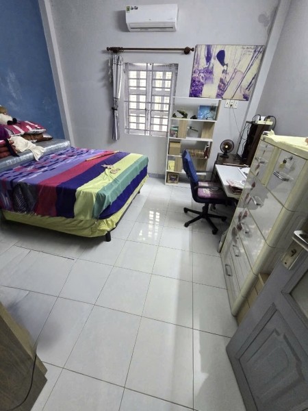 Bán nhà quận 6 - Khu trung tâm nhà còn mới về ở ngay - 4 T
