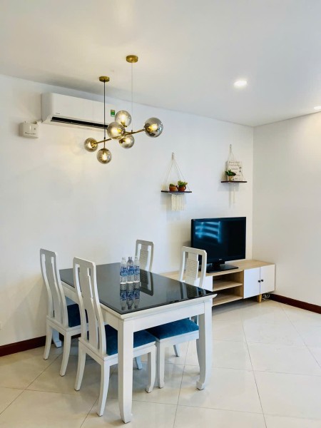 Chính chủ bán căn hộ Bàu Cát II, 64m2, 2PN, 2WC, SH vĩnh viễn. Không đăng giá ảo kéo khách: 3 tỷ TL
