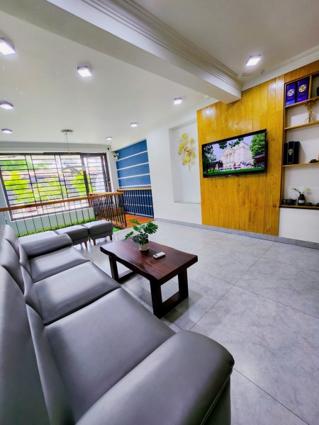 Chính chủ giảm giá mạnh từ 13.5 tỷ xuống 11.5 tỷ cho căn nhà mặt tiền tại quận Tân Phú