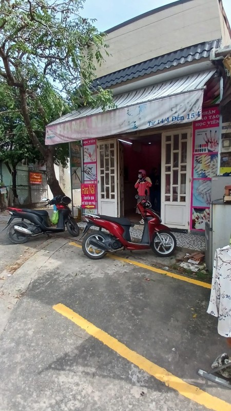 Đi đến slide 4