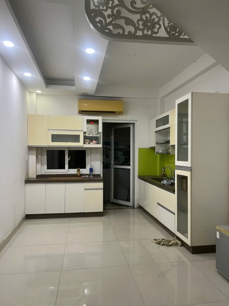 Bán nhà hẻm 1 xẹt đường Nguyễn Văn Thủ Q1 1 trệt 3 lầu giá 10 tỷ
