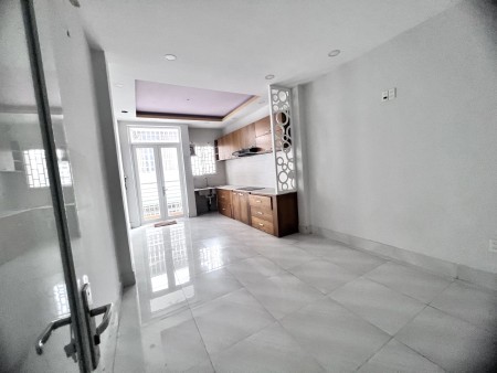 Bán nhà mặt tiền quận 11 - Khu hiếm kinh doanh đa nghành - 13.2 T