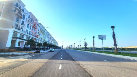 Bán khách sạn 7 tầng tại Lacelia City Quảng Bình