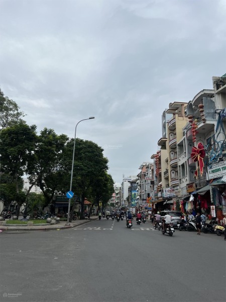 Đi đến slide 4