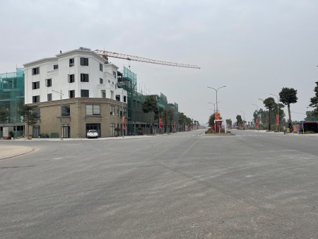 Đi đến slide 8