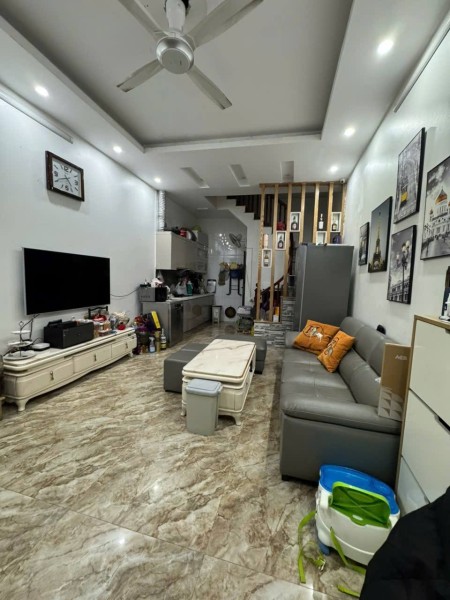 Bán gấp nhà ngõ Gốc Đề. 44m2 - 4 tầng ngõ thông, thoáng trước sau, OTO đầu ngõ.