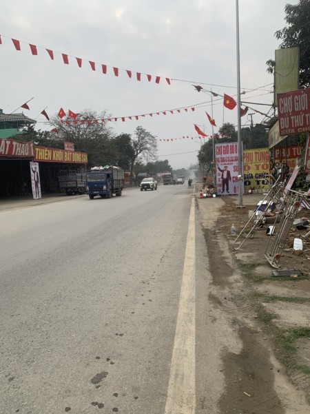 Chính chủ bán lô 550m đất mặt đường QL21A gần ngã 3 Xuân Mai giá 12,x tỷ