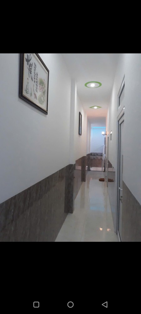 Cần bán nhanh Nhà mặt tiền 5 tầng Phan Chu Trinh Đà Nẵng. Hiện đang cho thuê 30 triệu/ tháng.