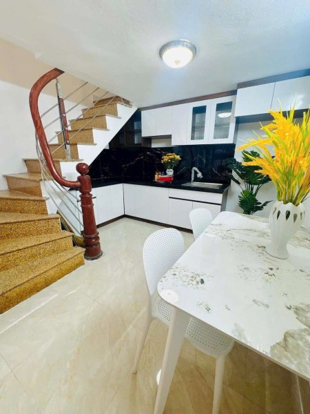 Chính chủ bán nhà riêng 39m2 mới tính tại phố Đông La, Yên Nghĩa