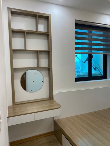 Bán chung cư chung tâm Cầu Giấy diện tích 54m2, 2 phòng ngủ, pk,1 wc đủ đồ giá 3.7 tỷ