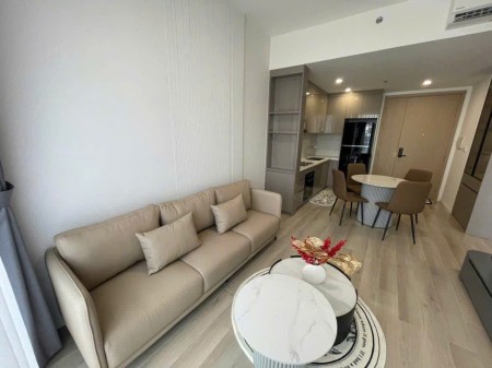 Cho thuê căn hộ chung 1pn+ full nt Luxury tại Masteri Centre Ponit