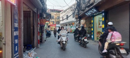 Bán nhà phố Giáp Nhị, 39M2 căn lô góc - Nhà mới đẹp - Sổ hoa hậu