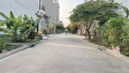 Gia chủ cần ra hàng lô Khu 5Diện tích 81m Mặt 4.5m Hướng Bắc