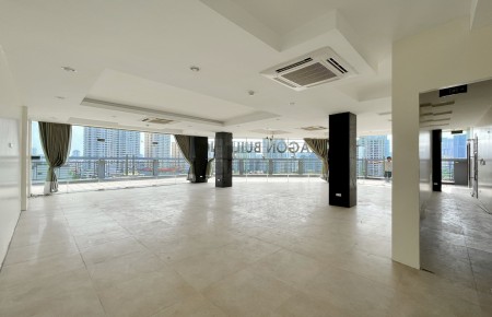 Cần cho thuê văn phòng tại Phố Dịch Vọng, diện tích 200m2 giá rẻ bất ngờ