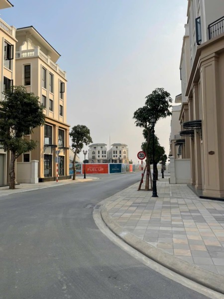 Đi đến slide 6