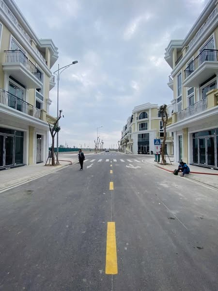 Đi đến slide 6