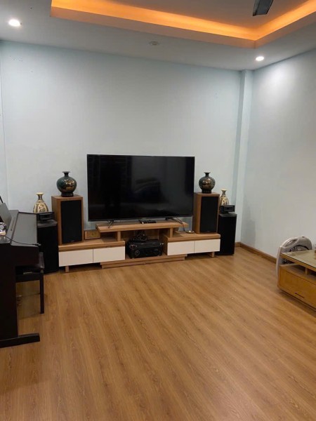 Nhà mới ở ngay diện tích 30.4m2 - 6,25tỷ