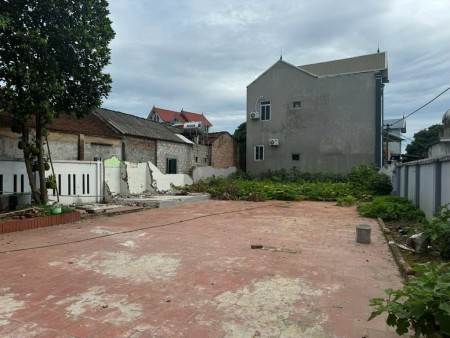 Bán nhà Trung Hòa - Chương Mỹ, đất rộng thênh thang, giá rẻ như cho, 327m2 giá 5.3 tỷ