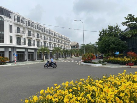 Đi đến slide 8