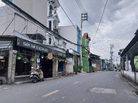 Bán nhà mặt tiền kinh doanh, giáp Lê Văn Khương, 1 trệt, quận 12, hẻm 8m, 4x17, nhỉnh 5 tỷ