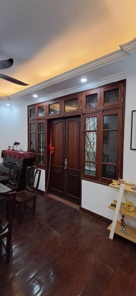 Bán nhà phố Lê Thanh Nghị, Hai Bà Trưng 56m, 5 tầng, mt 5.7m. Giá: 16.5 tỷ. LH: 0937158386