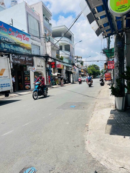 Đi đến slide 4