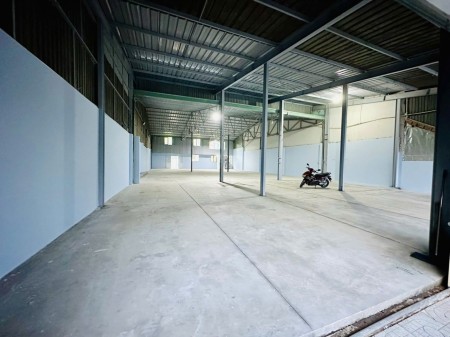 Cho thuê kho xưởng* 525m2 mặt tiền Lò Lu, Trường Thạnh, Quận 9