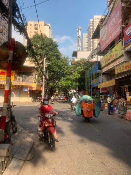 Mặt phố Nguyễn Huy Tưởng - Kinh doanh tốt 25M2 3.9 tỷ