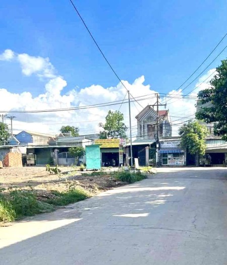 Cần tiền bán gấp 2 lô đất liền kề ngang 10m có thổ cư ngay chợ An Linh – Phú Giáo giá ngôp đầu tư