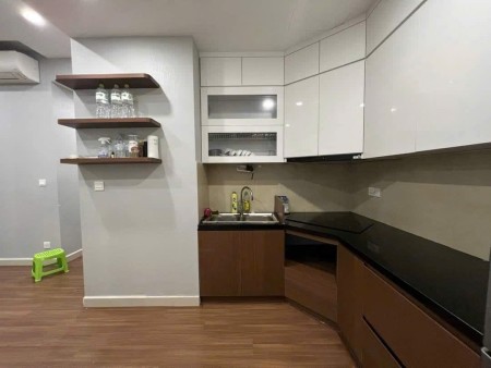 Chung cư Satra, Phan Đăng Lưu, PN: 18tr/tháng, 3p ngủ rộng, 2wc, 135m2