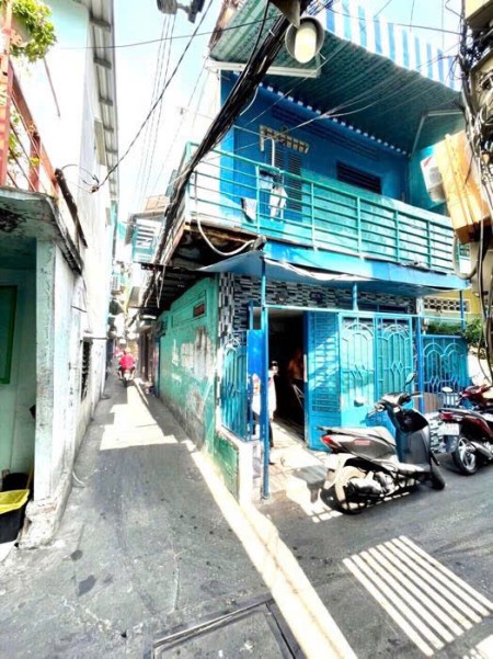 Bán nhà căn góc đường Tôn Đản, quận 4, 4,5 x 8 nở hậu 5,6. Nhỉnh 4.X tỷ