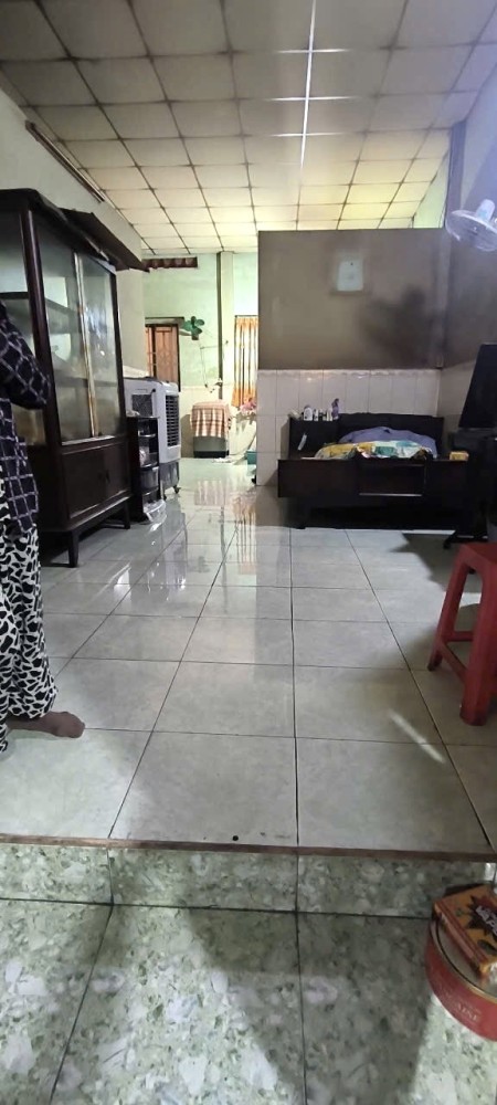Bán nhà mặt tiền quận 11 - DTSD 102m2 - Nhà cấp 4 có lề riêng kinh doanh cực tốt 7.5 T