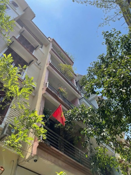 Cần Bán biệt thự đường Nguyễn Khuyến, KĐT Văn Quán 85m2, 6 Tầng, 20 tỷ Đàm
