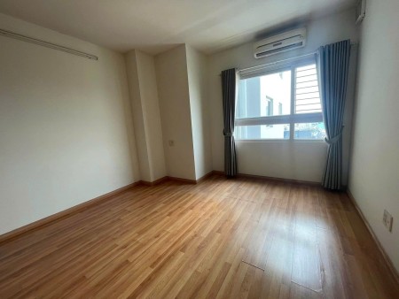 Chung cư Sông Đà Tower, Kỳ Đồng, Q3: 130m2, 19tr/th, 3p ngủ, 2wc.