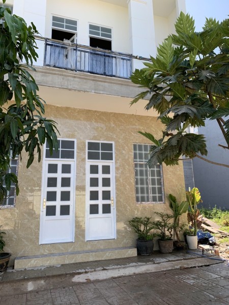 Bán nhà sau lưng căn hộ 4S Linh Đông