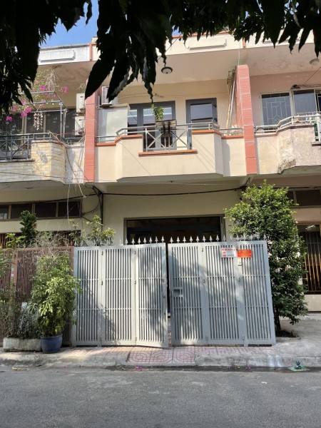 Thuê nhà nguyên căn 1 trệt 1 lầu KDC Bình Hưng, TPHCM