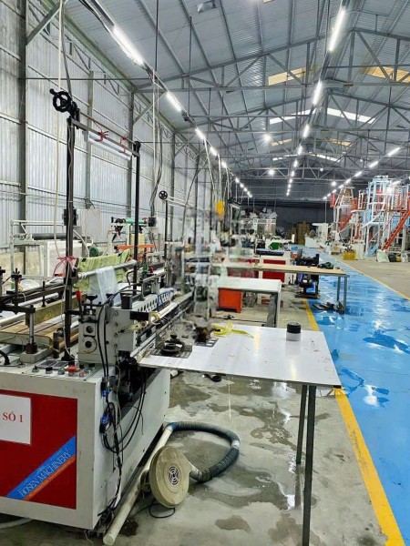 Cho thuê kho xưởng 900m2 Bưng Ông Thoàn, Phú Hữu, Quận 9.